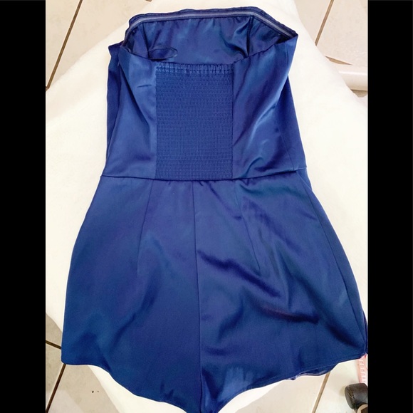 Express Romper, & 2 tops Bundle size: 4 Small - Picture 6 of 8